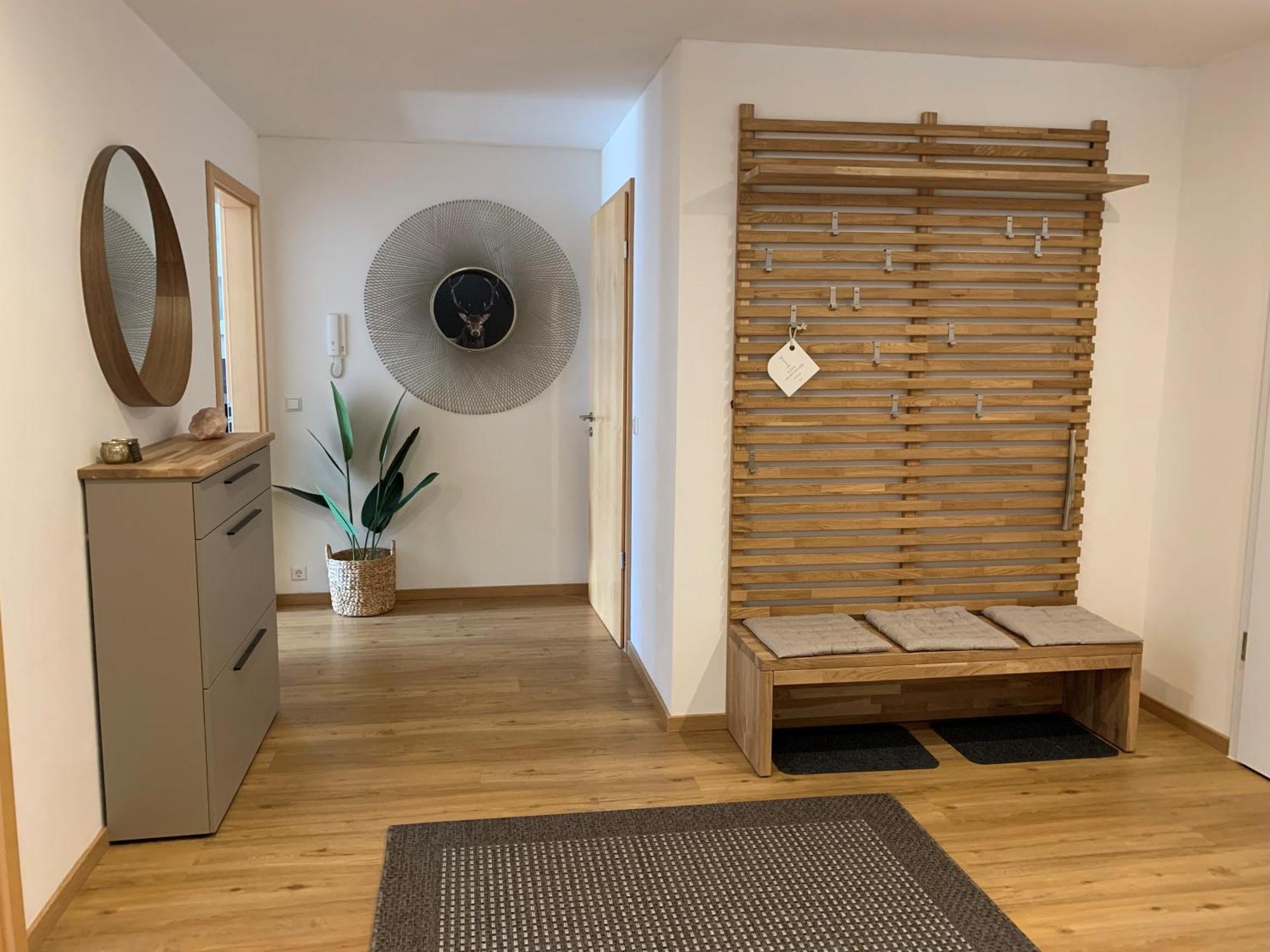 Fe Wo Brunnen - 120 Qm - Ruhige Lage - Viel Natur- Komfortabel - Grosser Balkon Und Garten Memmingen Exterior foto